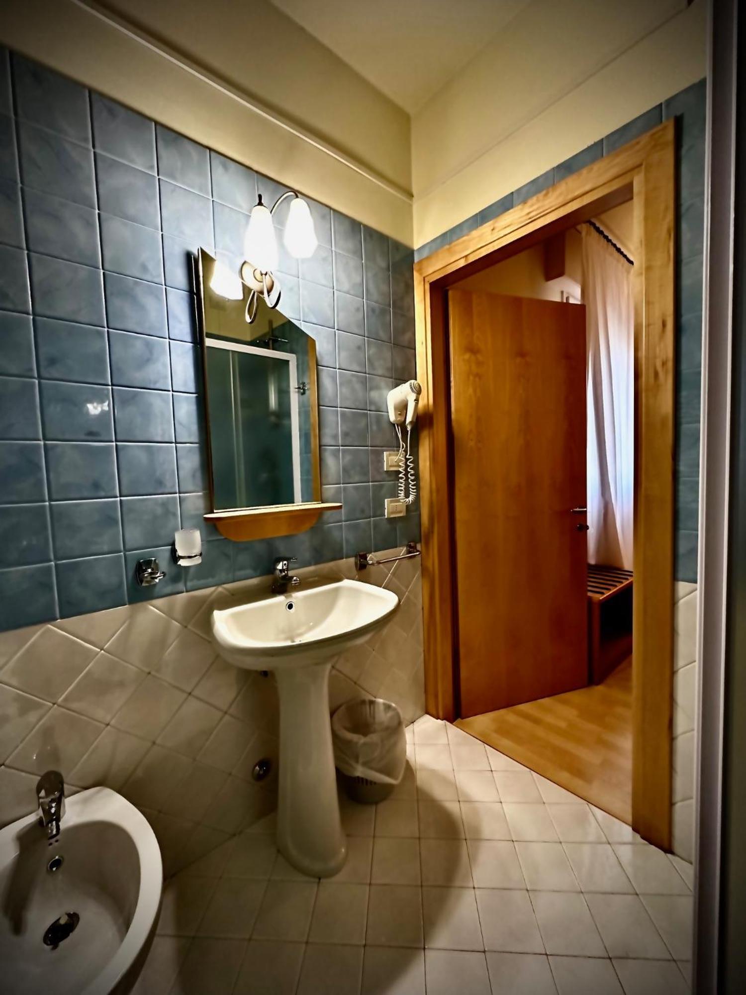 Hotel Ponte Molo Porto Tolle Eksteriør bilde